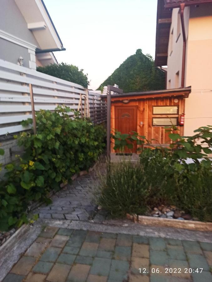 Vagon - Studio - Near Btc, Ljubljana Apartment Ngoại thất bức ảnh